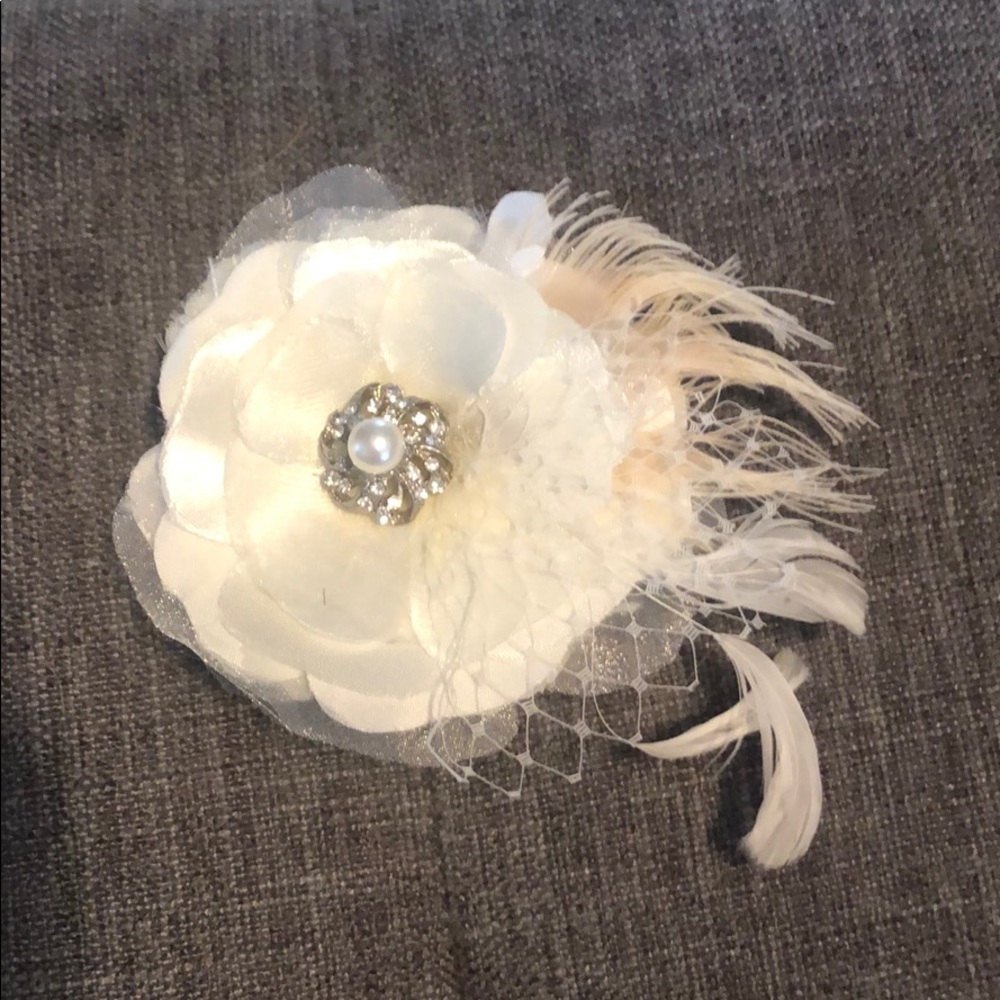 Custom Petit Plume hair fascinator clip, wedding